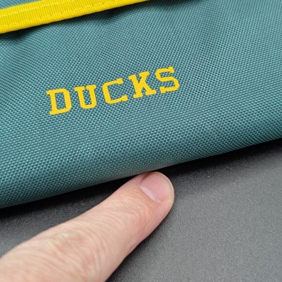 Vintage Oregon Ducks Wallet Mens Gunther Green Yellow Nylon Tri fold Pockets - Picture 11 of 15